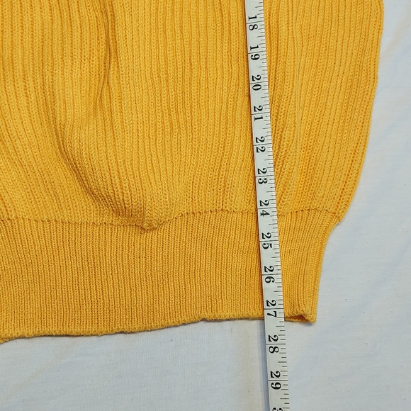 NWT Fox Vintage Yellow Crew Neck Mens Knit Sweater, Medium - Picture 10 of 10